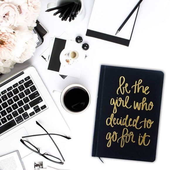 🖤Meet Your Posher🖤 - Picture 1 of 1